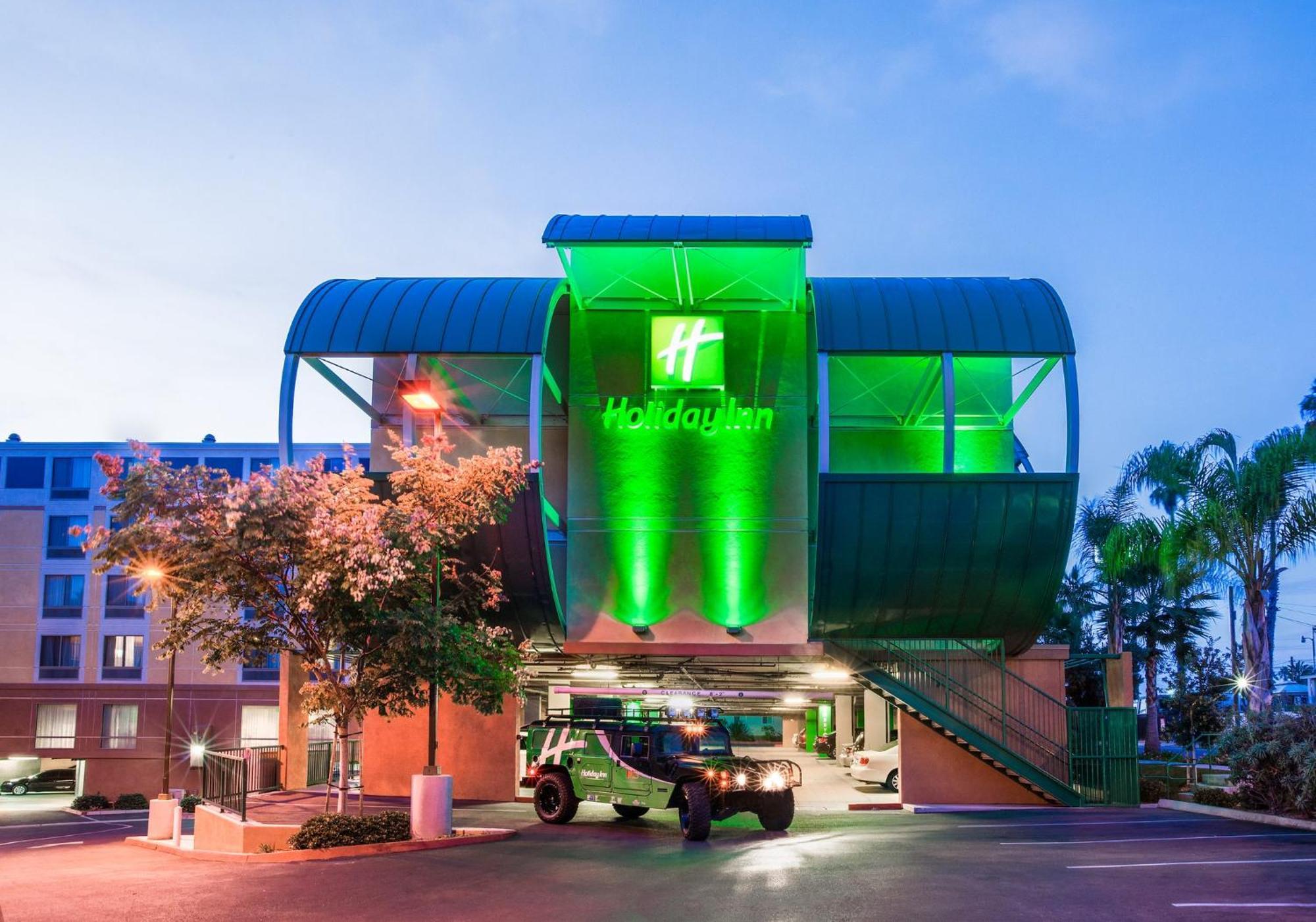 Holiday Inn Oceanside Marina Camp Pendleton By Ihg Exterior foto